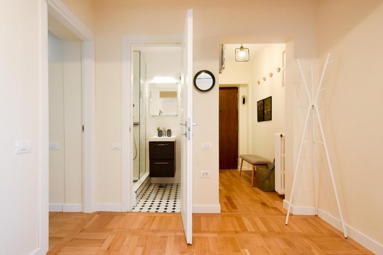 The Dream Apartment - Near Radisson Hotel Βουκουρέστι Εξωτερικό φωτογραφία