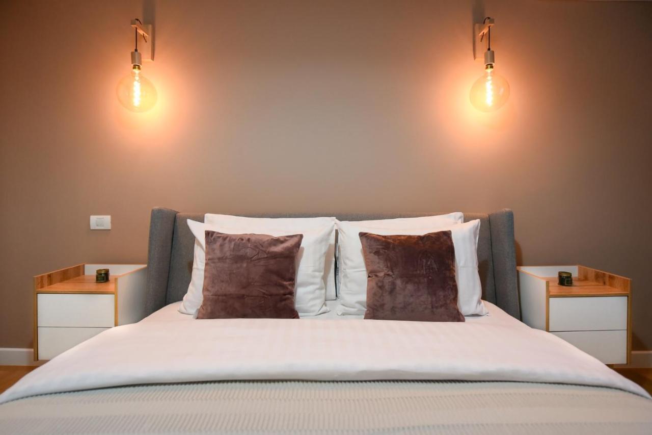 The Dream Apartment - Near Radisson Hotel Βουκουρέστι Εξωτερικό φωτογραφία