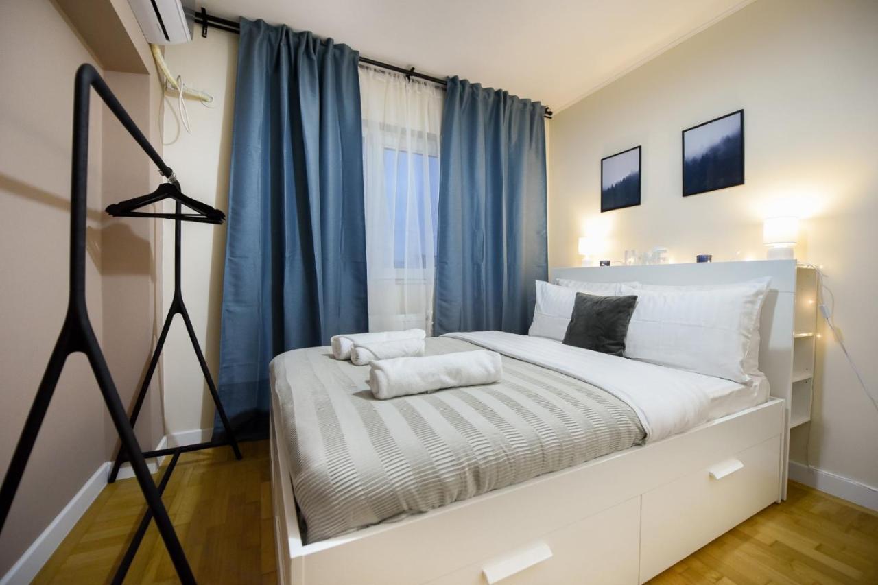 The Dream Apartment - Near Radisson Hotel Βουκουρέστι Εξωτερικό φωτογραφία