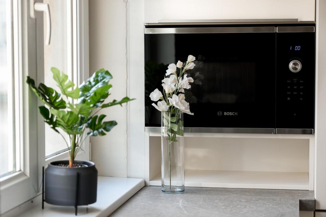 The Dream Apartment - Near Radisson Hotel Βουκουρέστι Εξωτερικό φωτογραφία